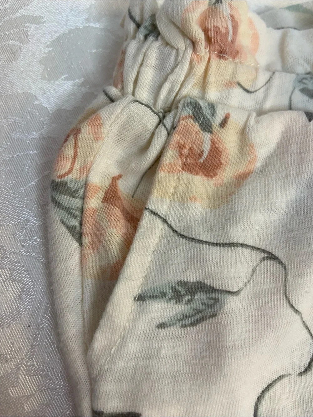 Jessica Simpson Cream Baby Set with Peach Floral Accents 3-6 M